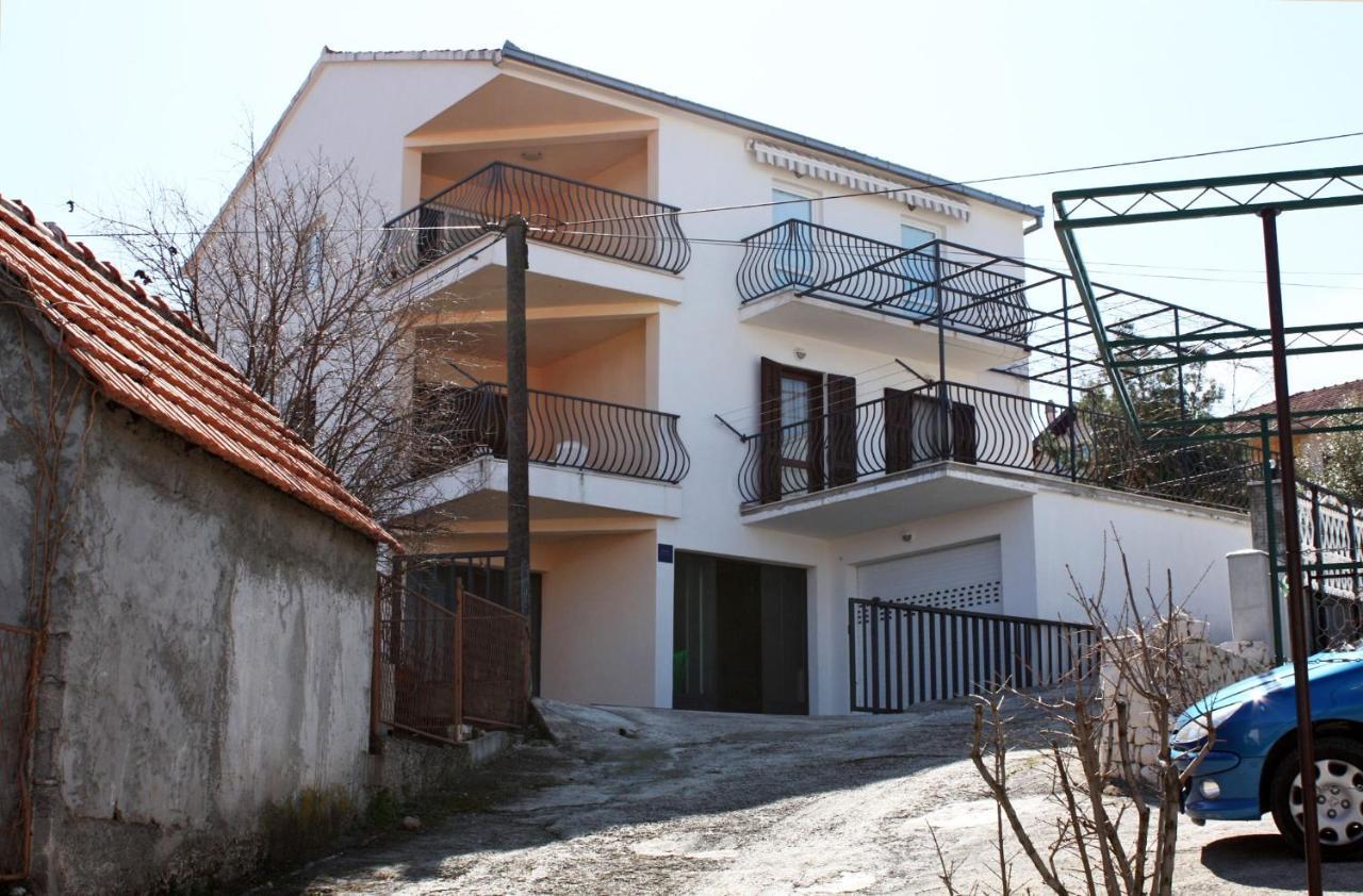Apartments By The Sea Mastrinka, Ciovo - 4836 Трогір Екстер'єр фото